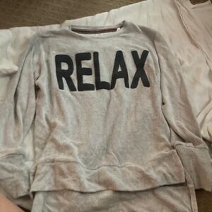 Royse Brand RELAX sweater